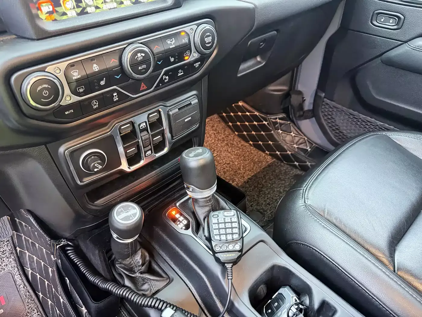 Jeep Wrangler 2022 2.0T Highland 4-Door фото 20