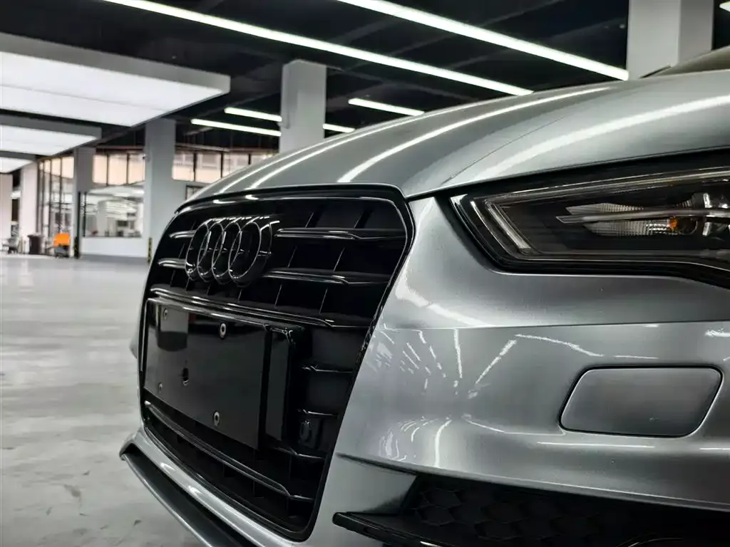 Audi A3 (Import) 2015 Limousine 45 TFSI S line Luxury фото 21