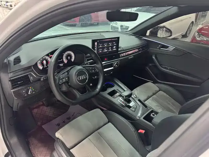 Audi A4L 2020 45 TFSI quattro Premium Dynamic фото 5