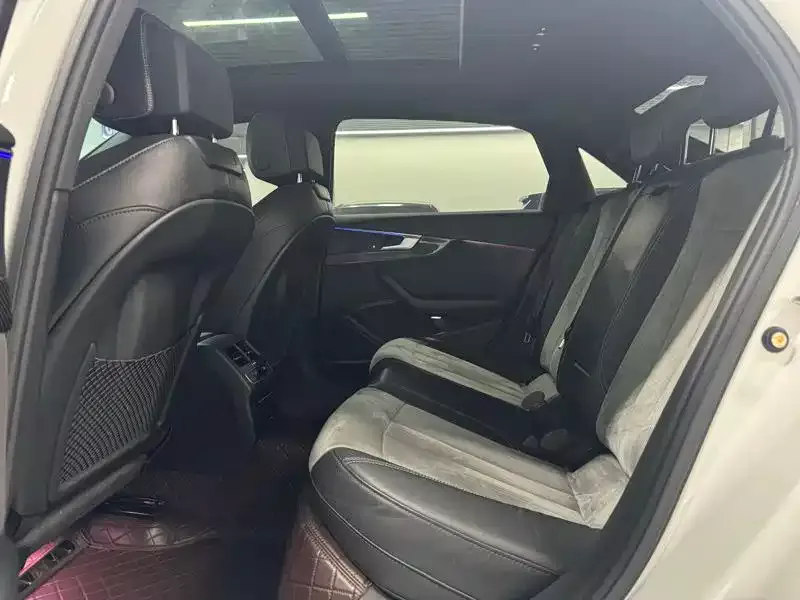 Audi A4L 2020 45 TFSI quattro Premium Dynamic фото 6