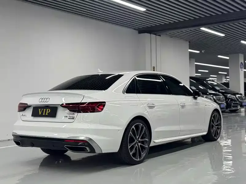Audi A4L 2020 45 TFSI quattro Premium Dynamic фото 14