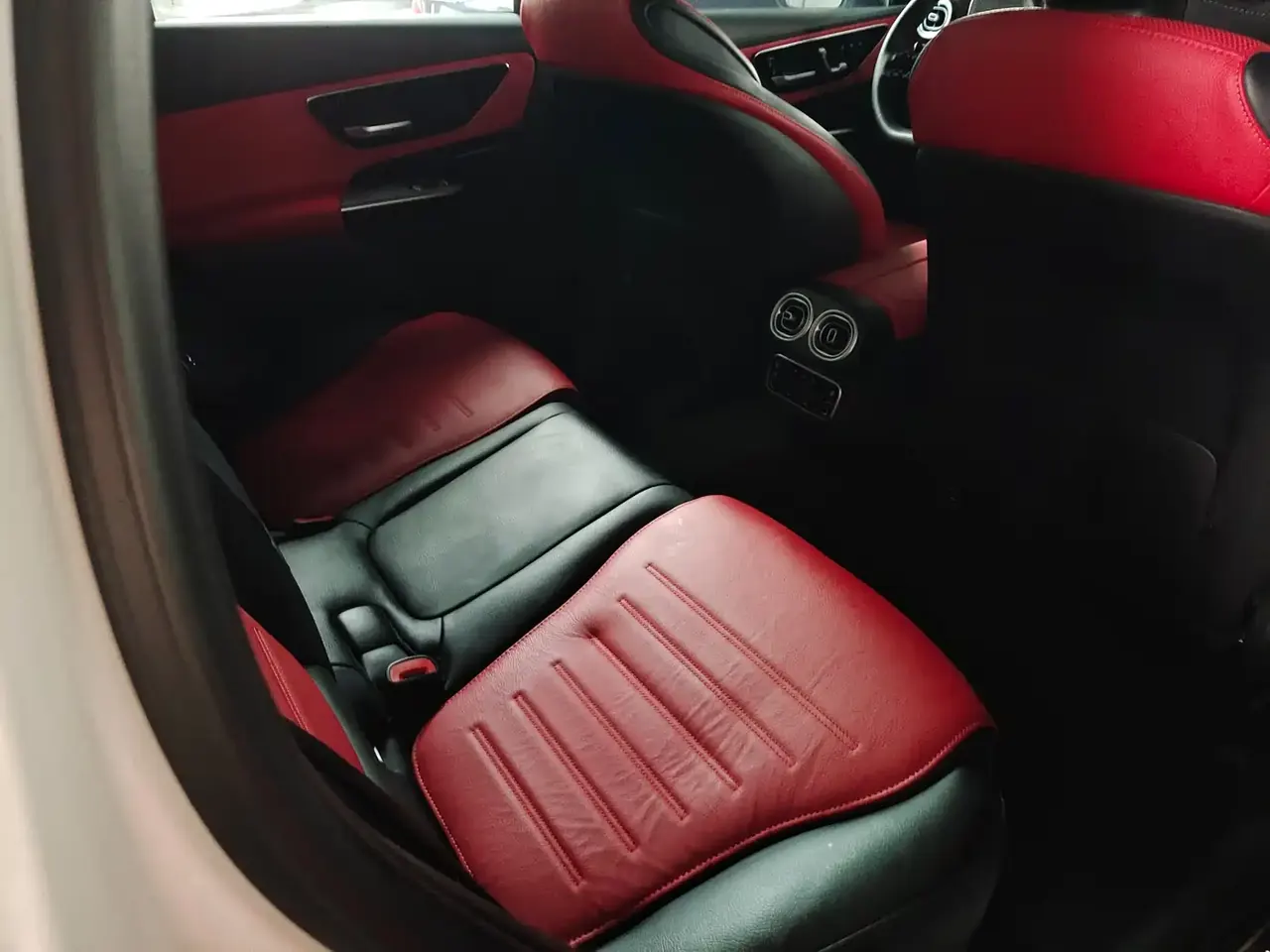 Mercedes-Benz GLC 2024 GLC 260 L 4MATIC Dynamic 5-seater фото 6