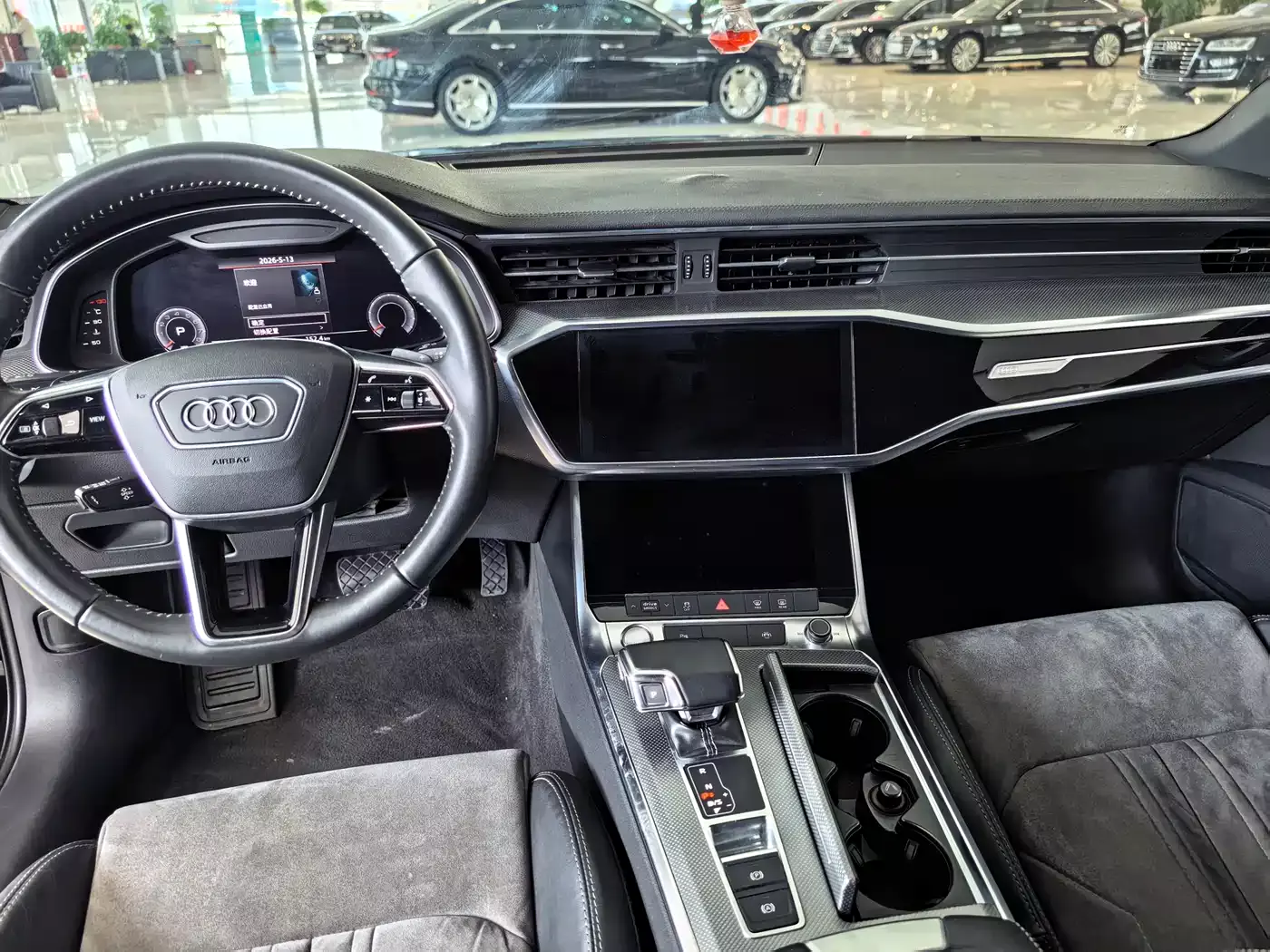 Audi A6L 2019 40 TFSI Luxury Dynamic фото 6
