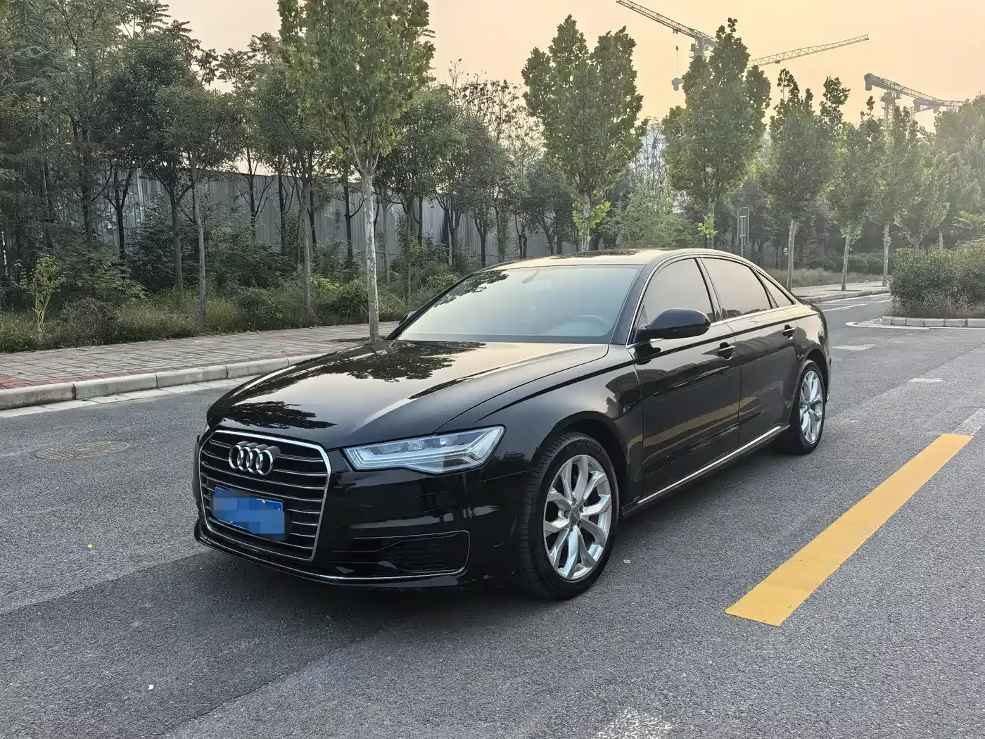 Audi A6L 2018 30th Anniversary TFSI Progressive