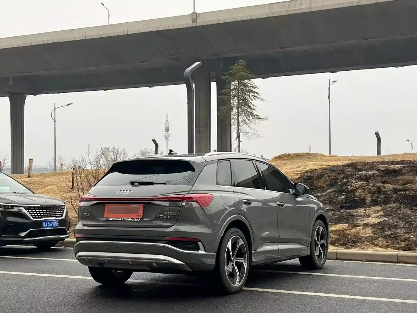 Audi Q4 e-tron 2023 40 e-tron Innovation Edition фото 9