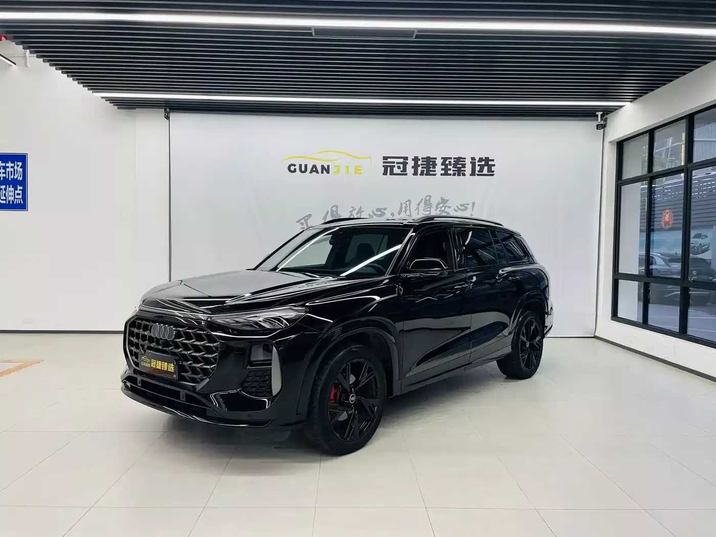 Audi Q6 2024 50 TFSI quattro Black Warrior Edition 6-seater
