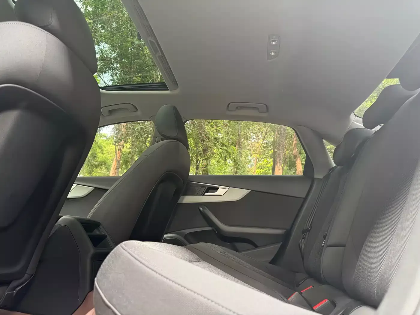 Audi A4L 2018 30th Anniversary 40 TFSI Progressive фото 9
