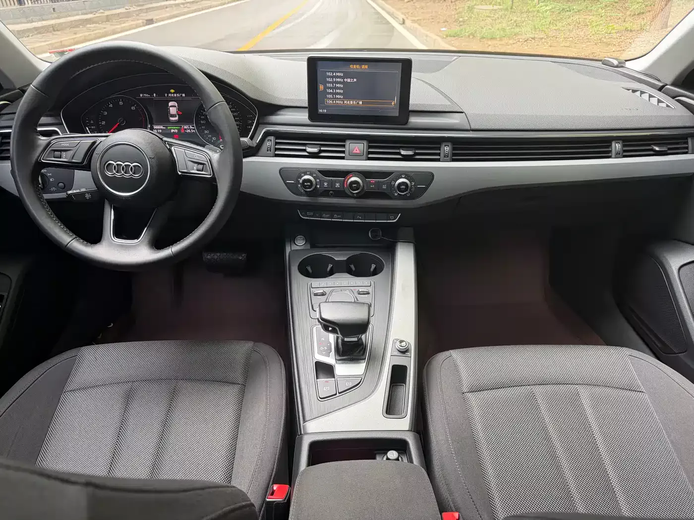 Audi A4L 2018 30th Anniversary 40 TFSI Progressive фото 13
