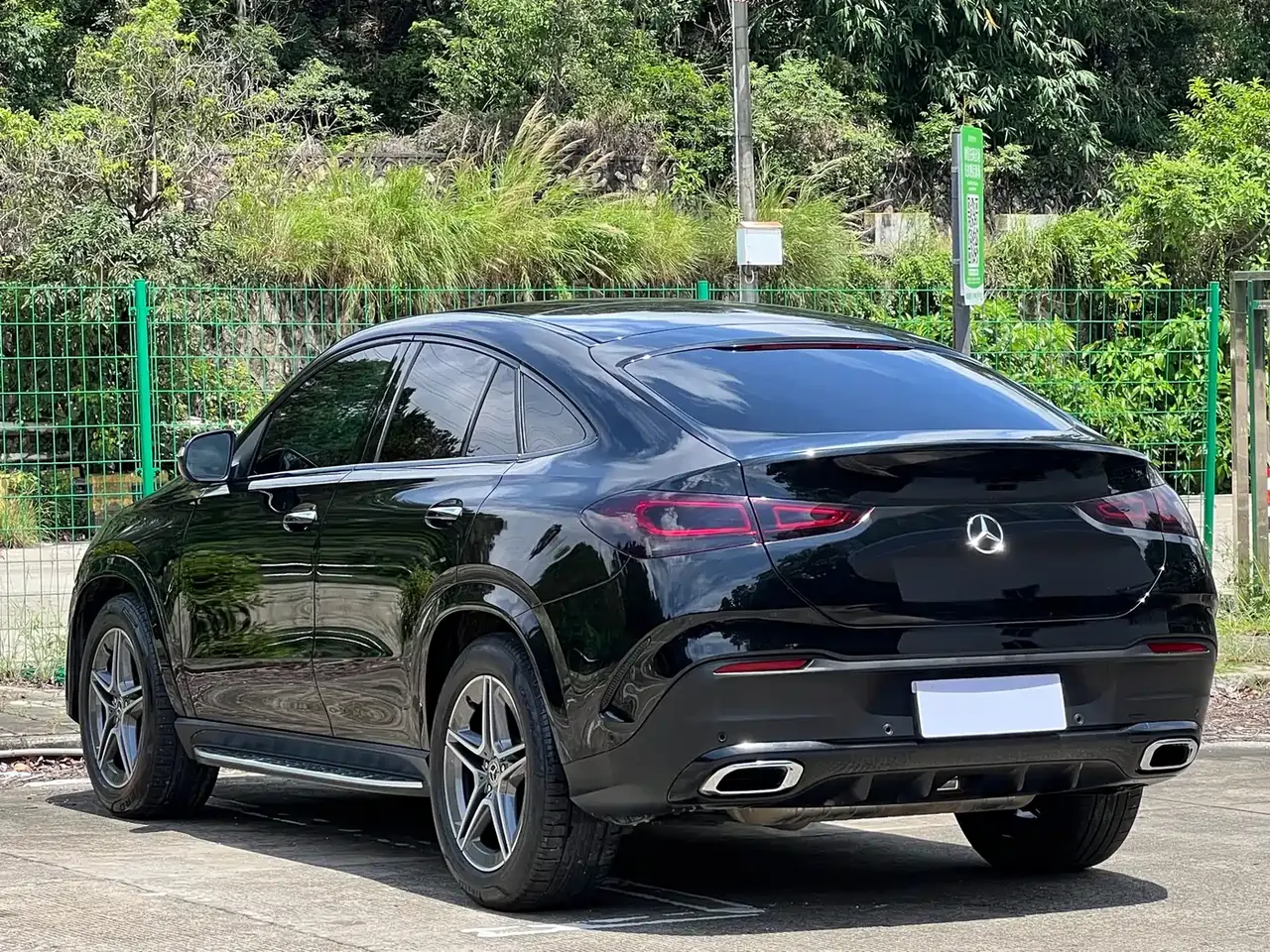 Mercedes-Benz GLE Coupe 2020 GLE 450 4MATIC Coupe SUV Luxury фото 17
