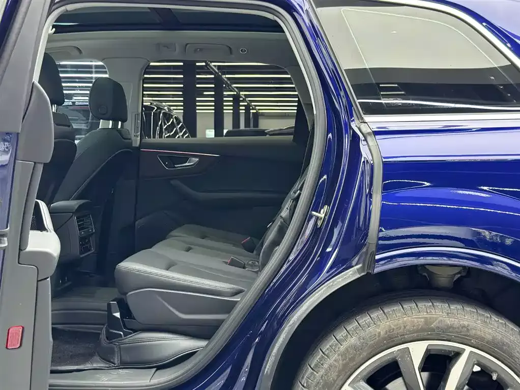 Audi Q7 2021 55 TFSI quattro S line Sport фото 9