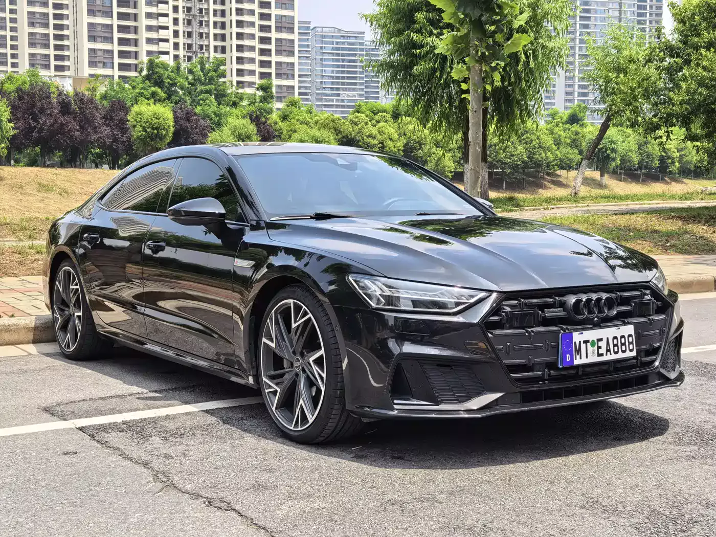 Audi A7L 2023 45 TFSI quattro S-line Black Warrior Edition фото 3