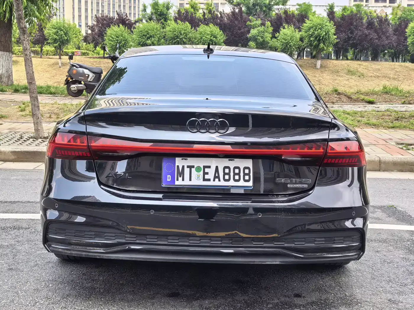 Audi A7L 2023 45 TFSI quattro S-line Black Warrior Edition фото 14