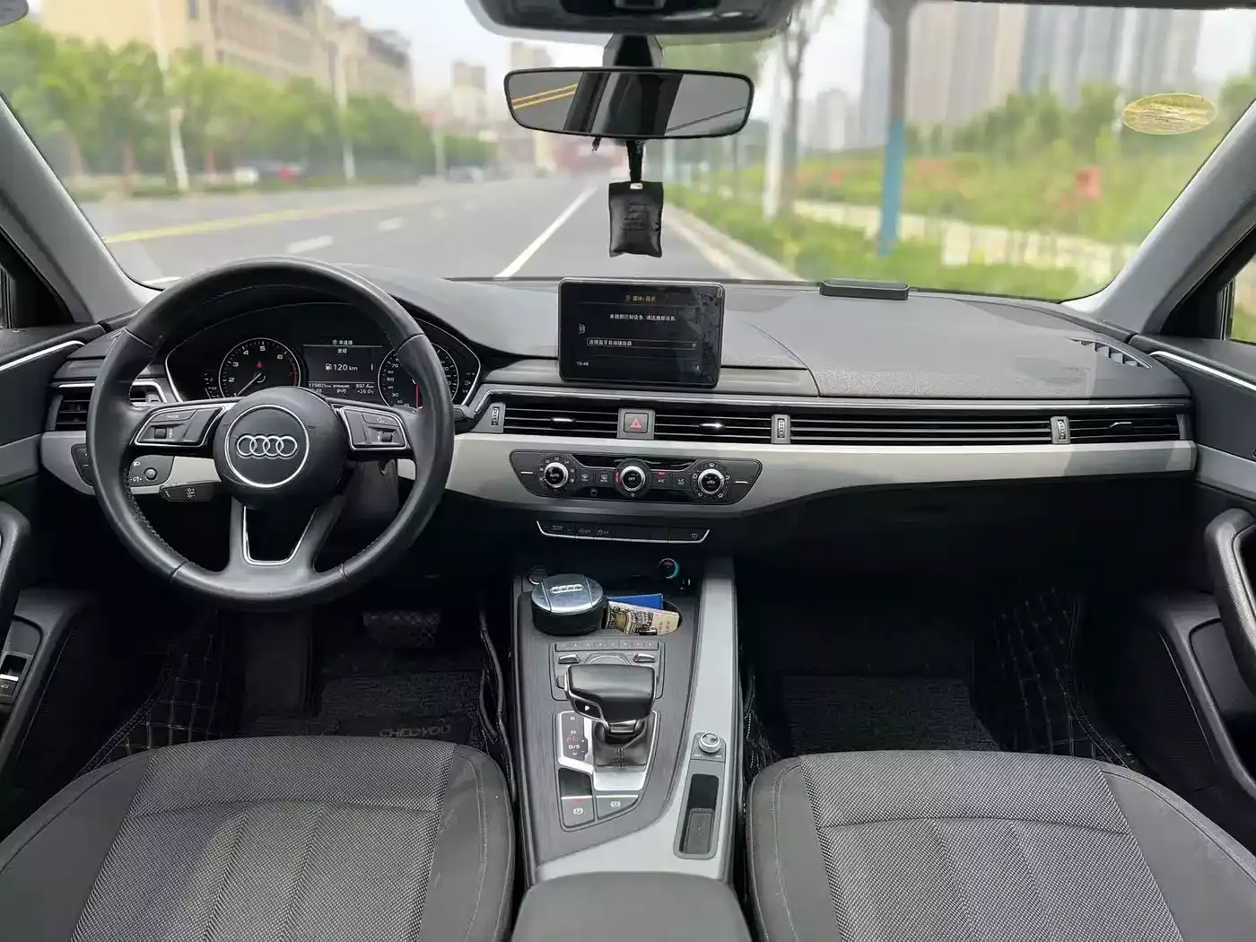 Audi A4L 2017 Plus 40 TFSI Progressive фото 6