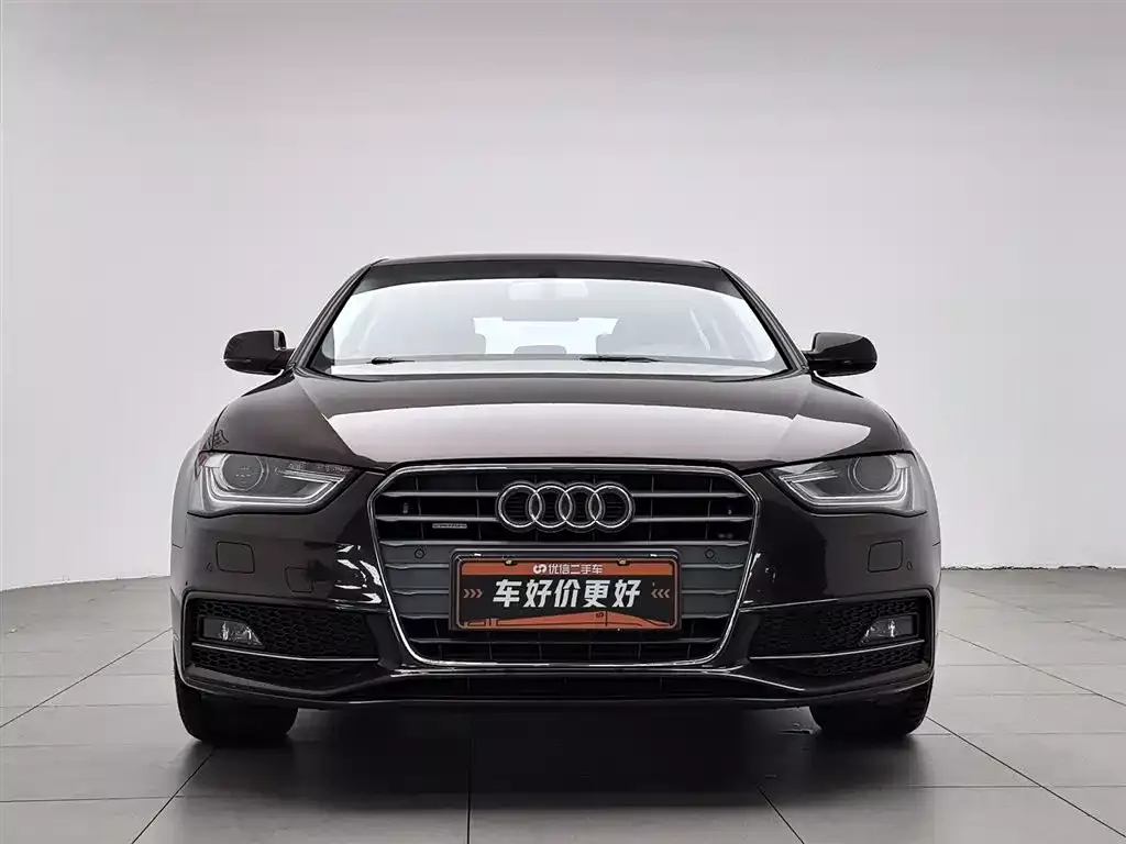 Audi A4L 2015 45 TFSI quattro Individual Sport фото 3