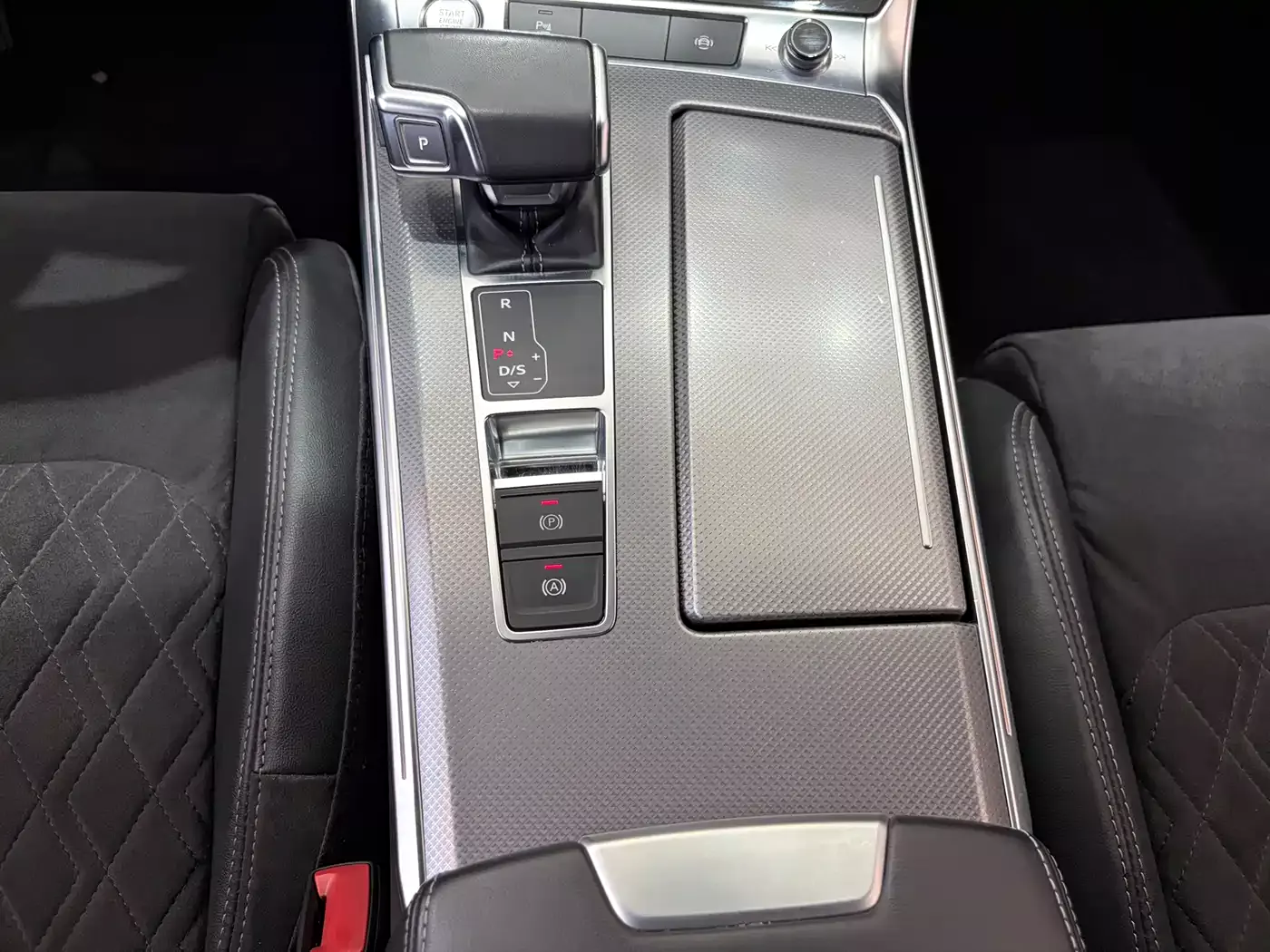 Audi A6L 2019 55 TFSI quattro Exclusive Dynamic фото 16