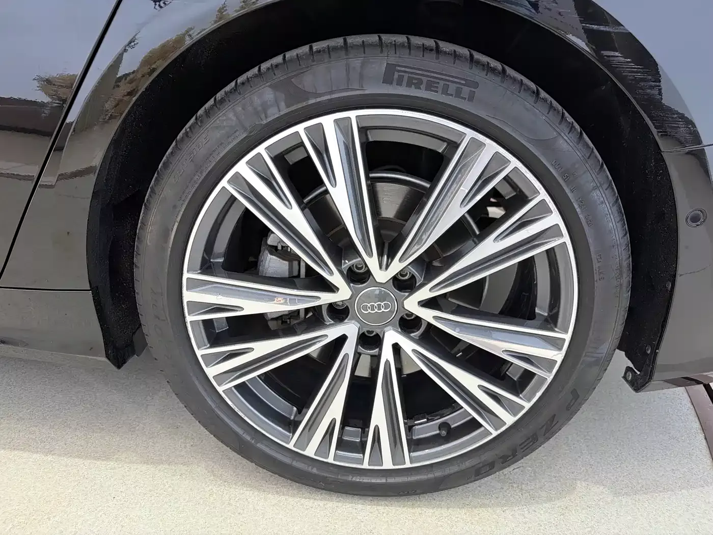 Audi A6L 2019 55 TFSI quattro Exclusive Dynamic фото 21