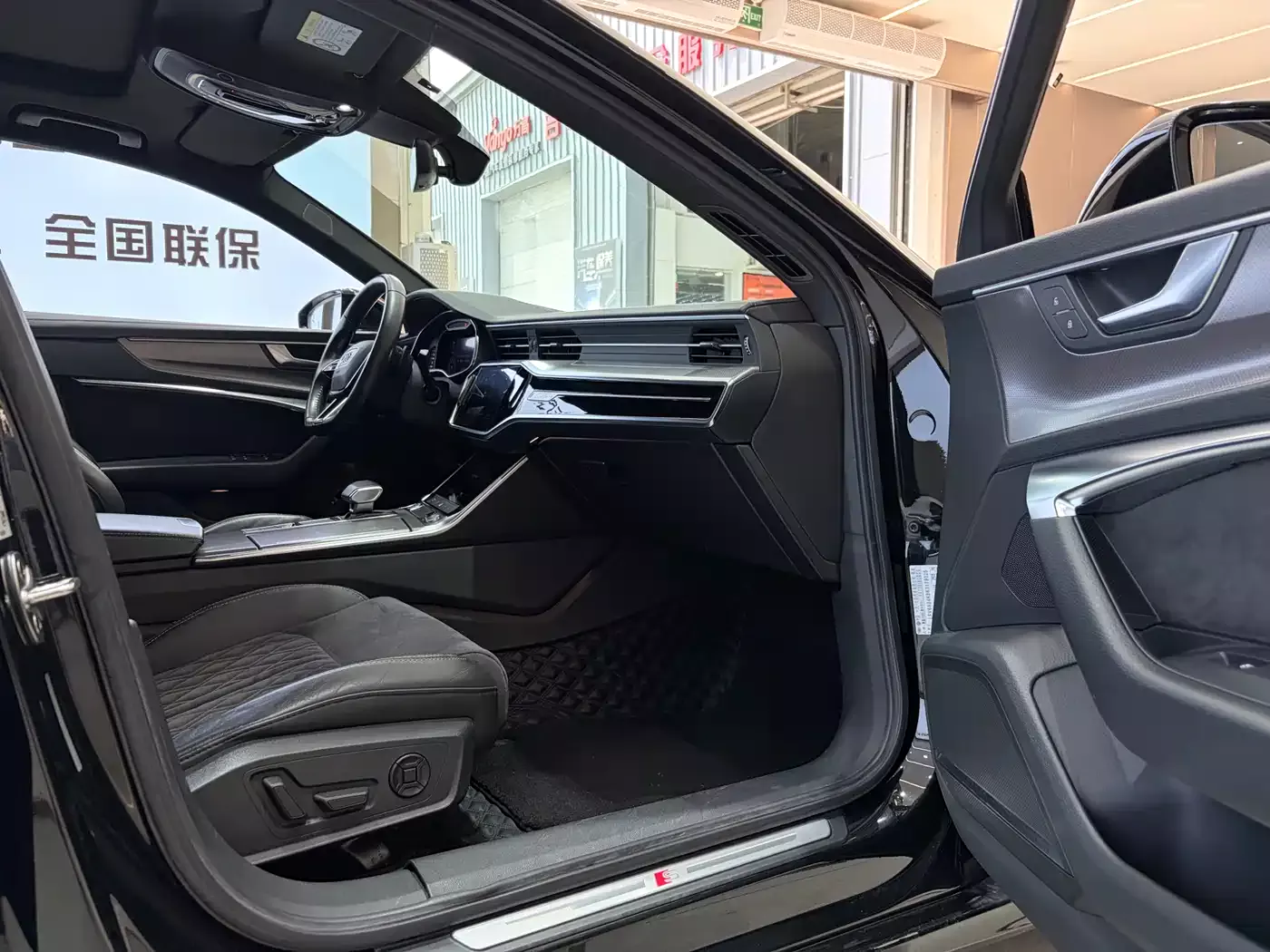 Audi A6L 2019 55 TFSI quattro Exclusive Dynamic фото 23