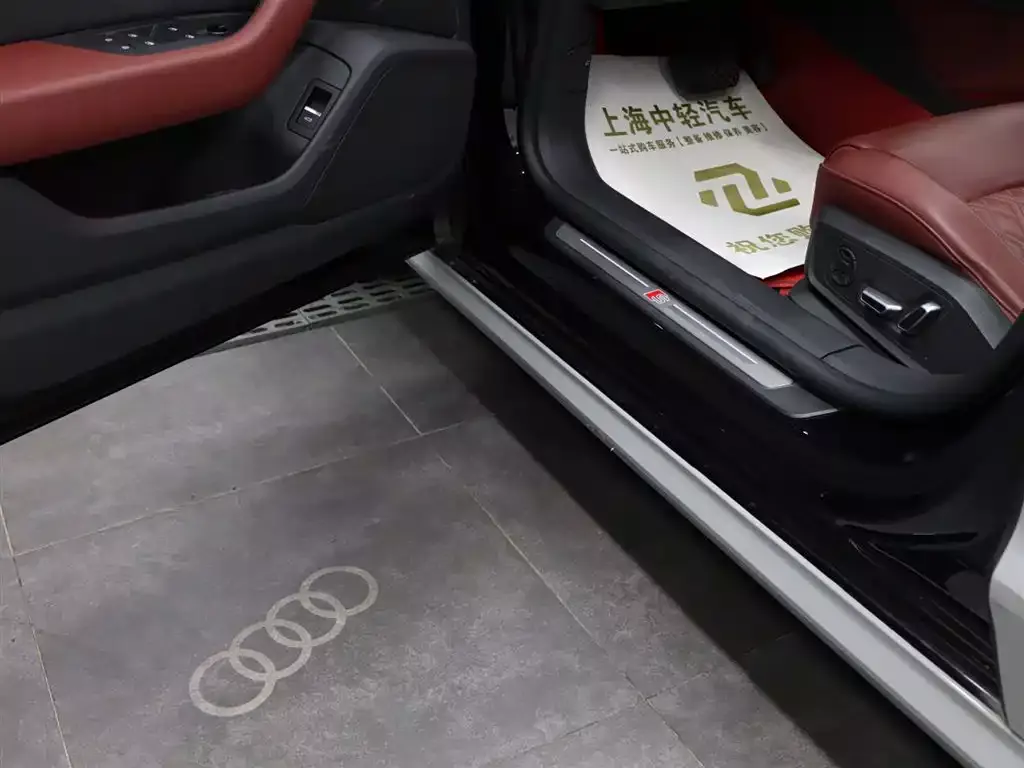Audi A7L 2023 45 TFSI quattro S-line Black Warrior Edition фото 11