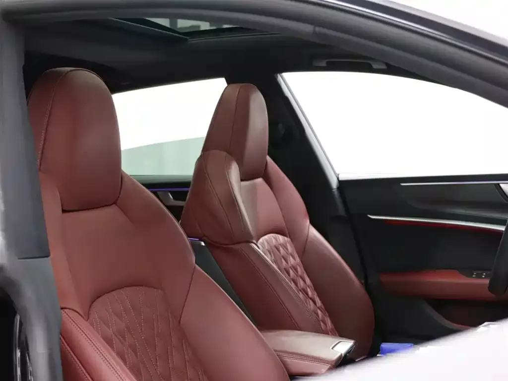 Audi A7L 2023 45 TFSI quattro S-line Black Warrior Edition фото 20
