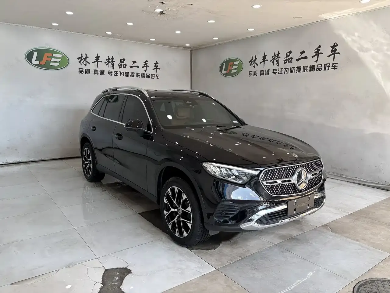 Mercedes-Benz GLC 2026 GLC 260 L 4MATIC Classic Edition фото 4