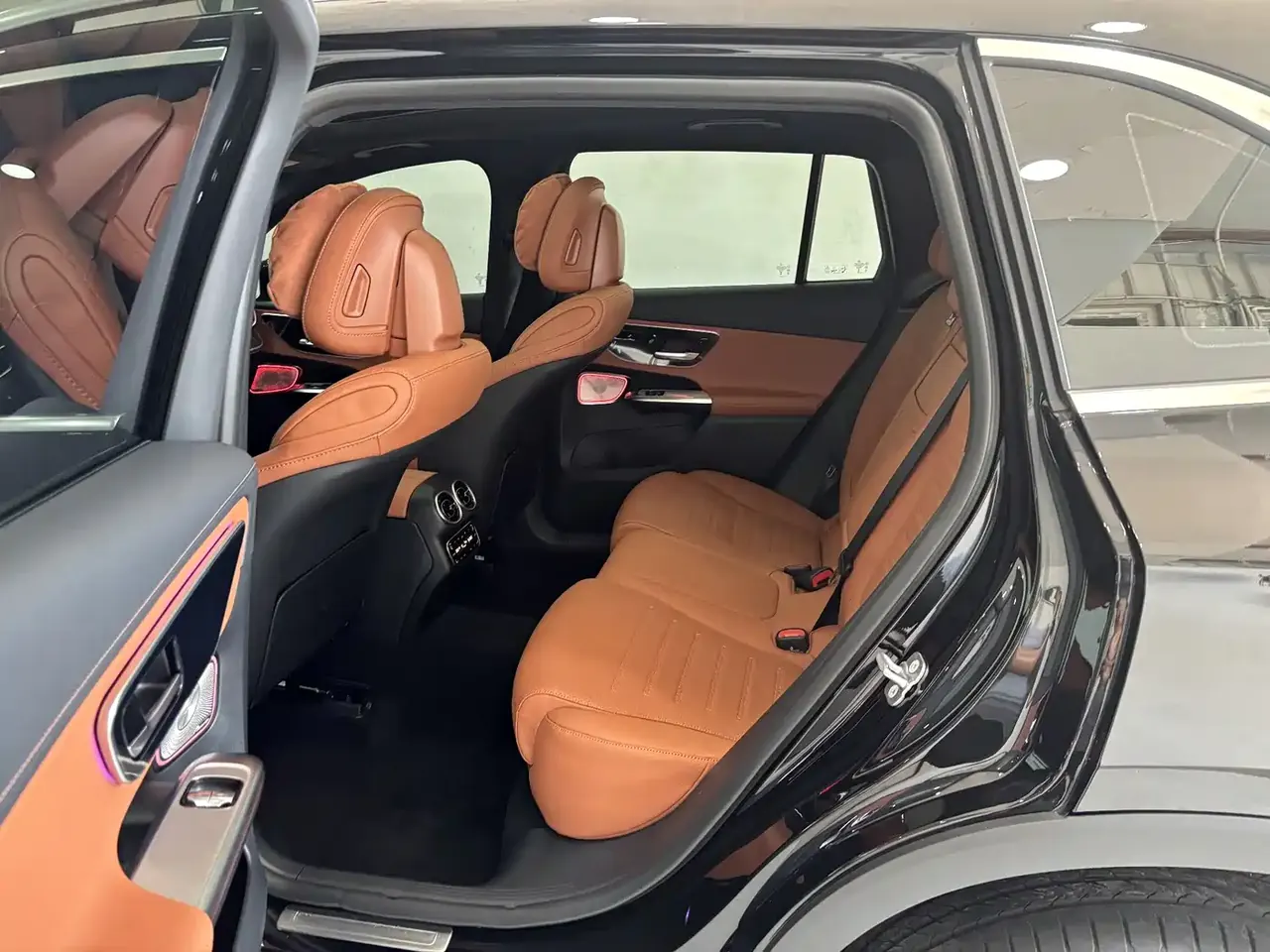 Mercedes-Benz GLC 2026 GLC 260 L 4MATIC Classic Edition фото 23