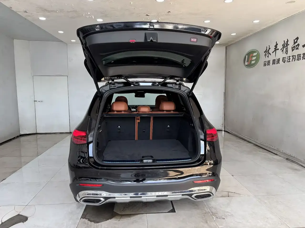 Mercedes-Benz GLC 2026 GLC 260 L 4MATIC Classic Edition фото 29
