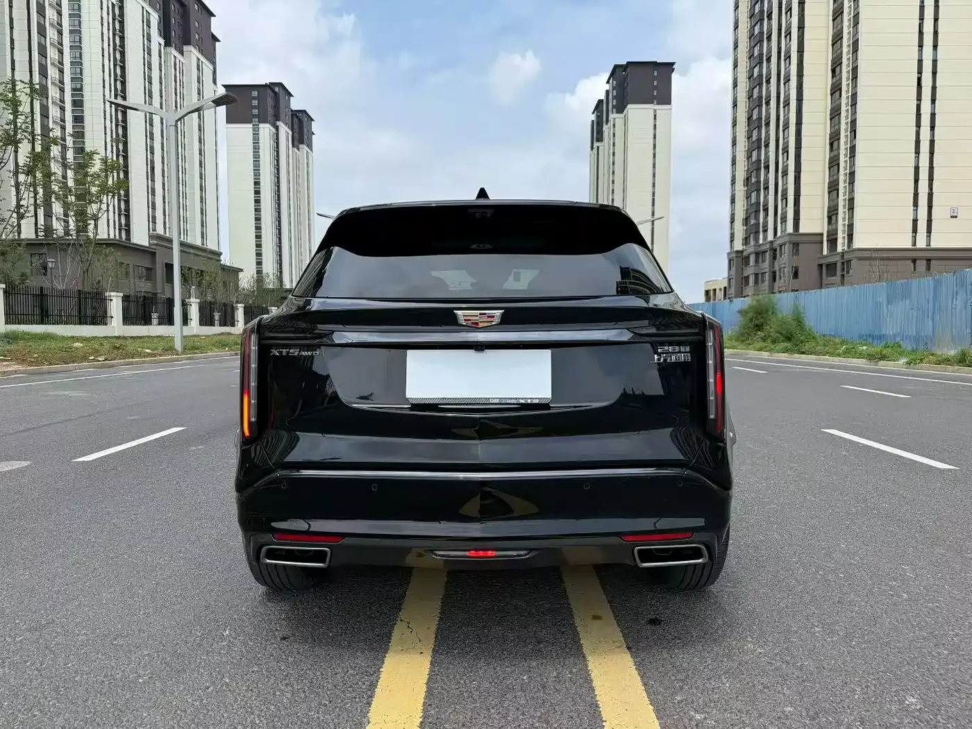 Cadillac XT5 2025 2.0T Premium Model фото 9