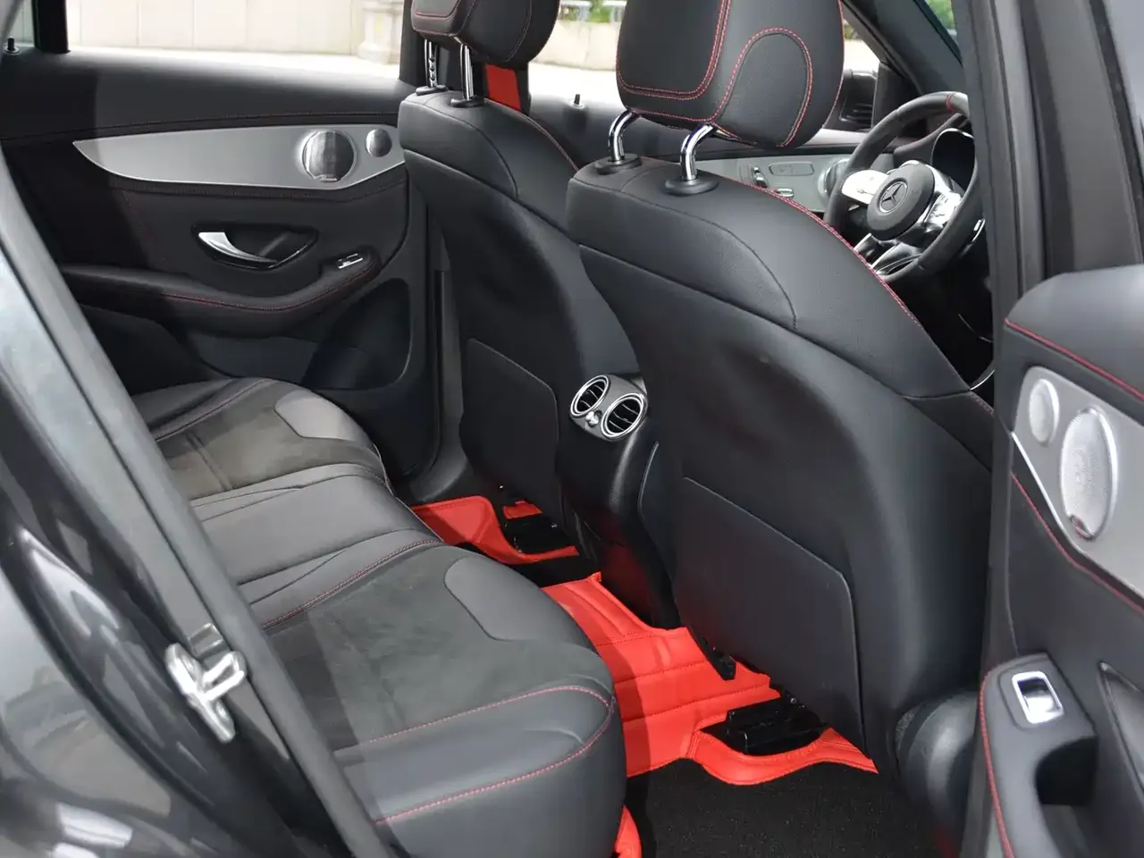 Mercedes-Benz GLC AMG 2020 AMG GLC 43 4MATIC фото 12