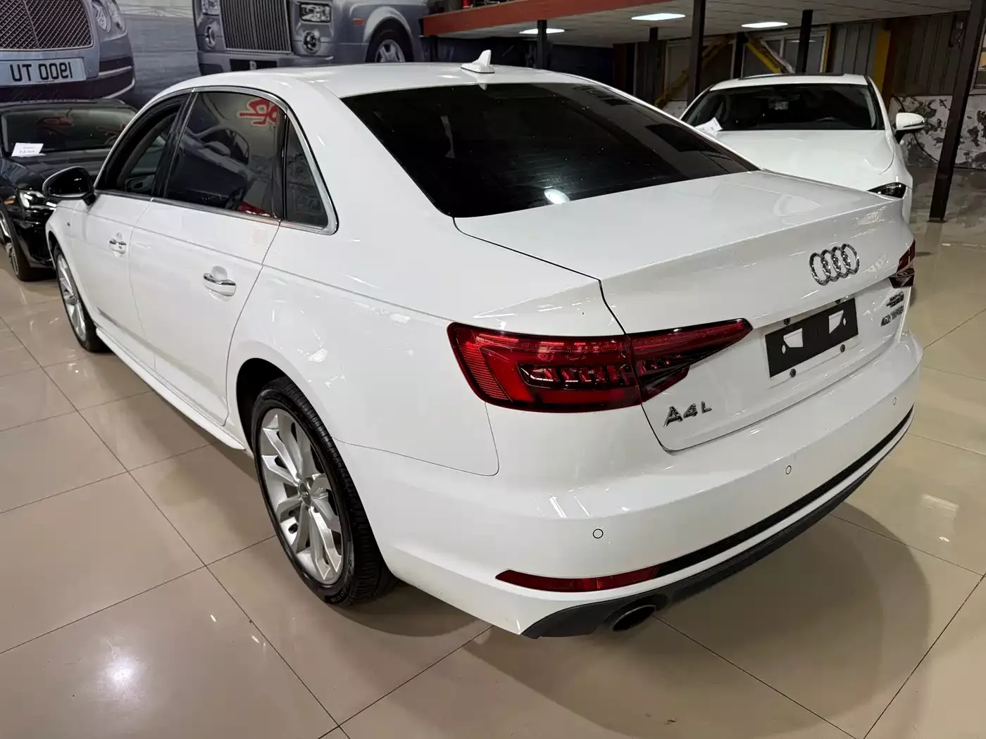 Audi A4L 2018 30th Anniversary 40 TFSI Fashion фото 14