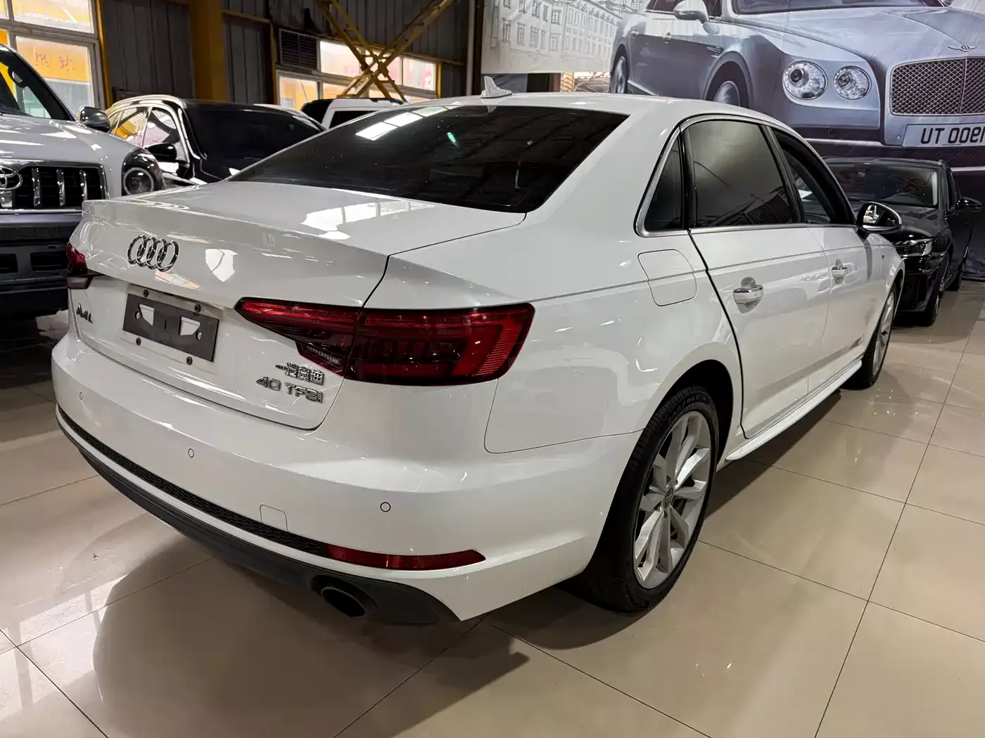 Audi A4L 2018 30th Anniversary 40 TFSI Fashion фото 15