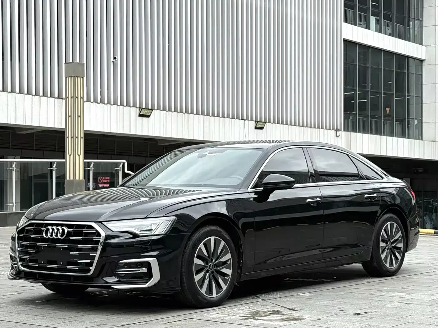 Audi A6L 2023 45 TFSI Premium Selection Elegance