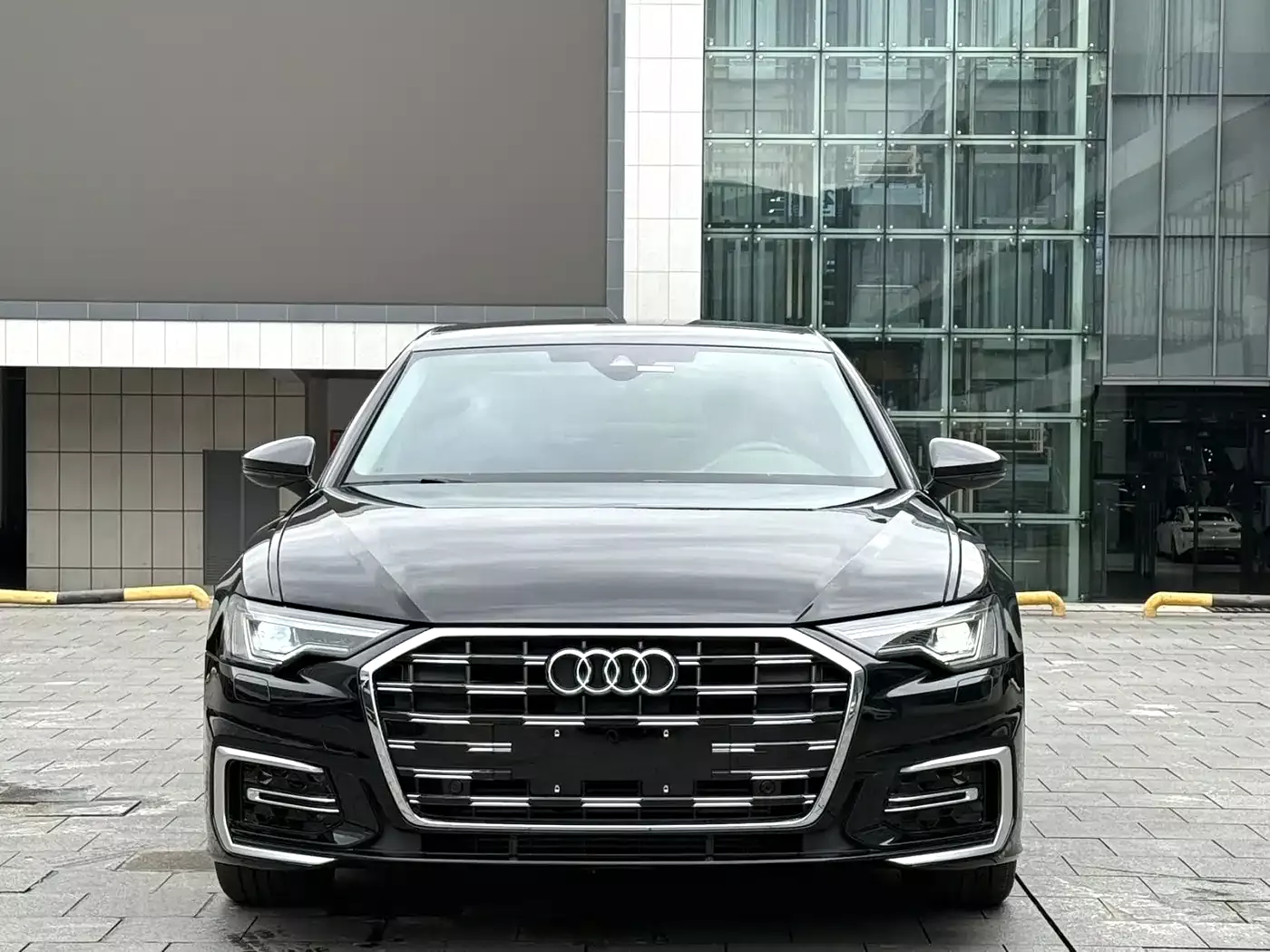 Audi A6L 2023 45 TFSI Premium Selection Elegance фото 2