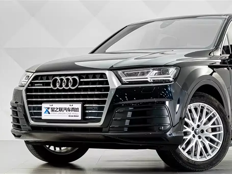 Audi Q7 2019 55 TFSI S line Sport фото 2