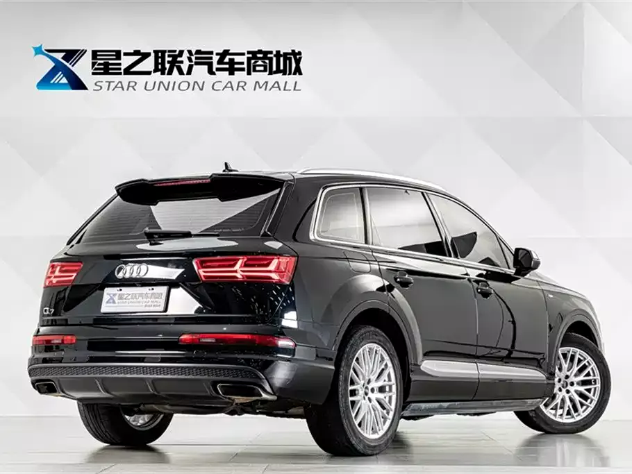 Audi Q7 2019 55 TFSI S line Sport фото 6