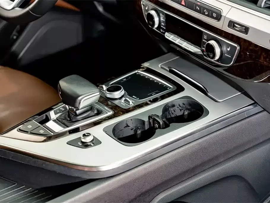 Audi Q7 2019 55 TFSI S line Sport фото 19