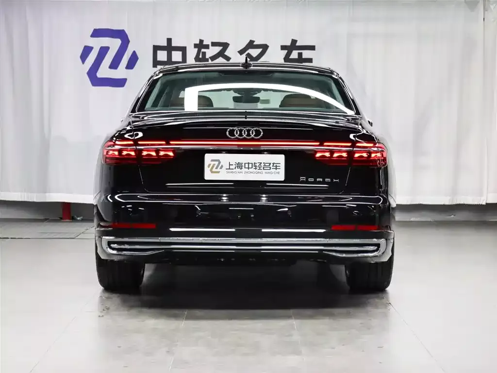 Audi A8 2025 A8L Horch Founder Edition 55TFSI фото 5
