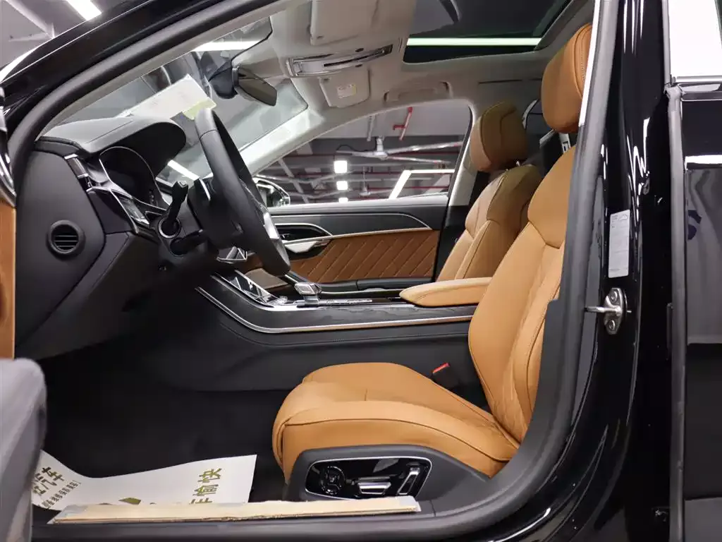 Audi A8 2025 A8L Horch Founder Edition 55TFSI фото 9