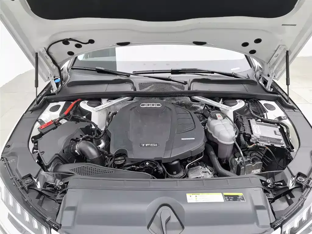 Audi A4L 2020 40 TFSI Luxury Dynamic фото 6