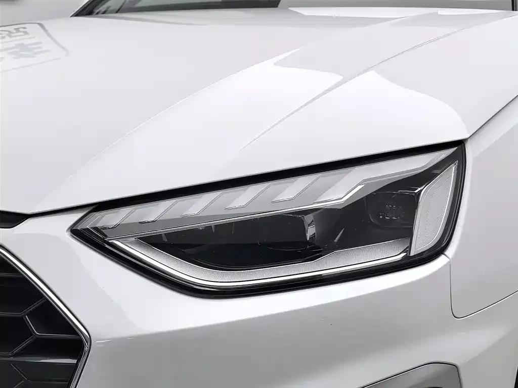 Audi A4L 2020 40 TFSI Luxury Dynamic фото 7