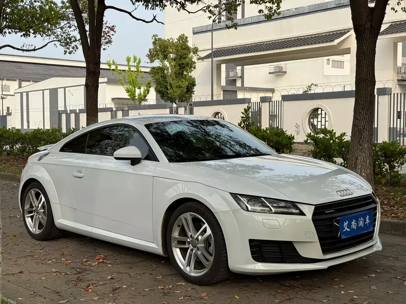 Audi TT 2015 TT Coupe 45 TFSI quattro фото 3