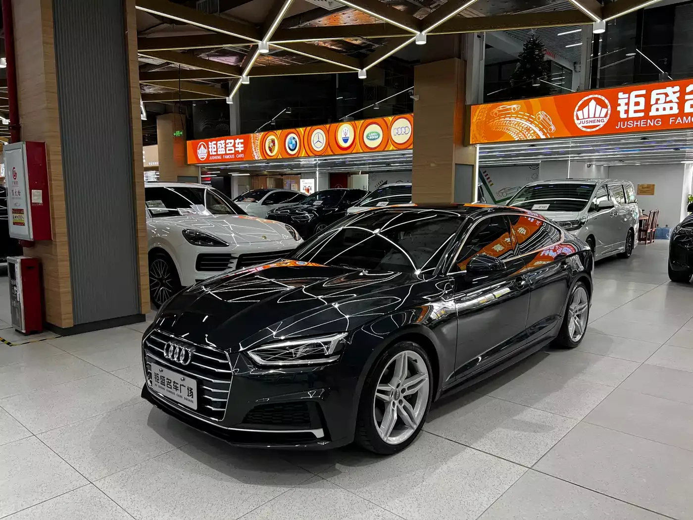 Audi A5 (Import) 2017 Sportback 45 TFSI Sport