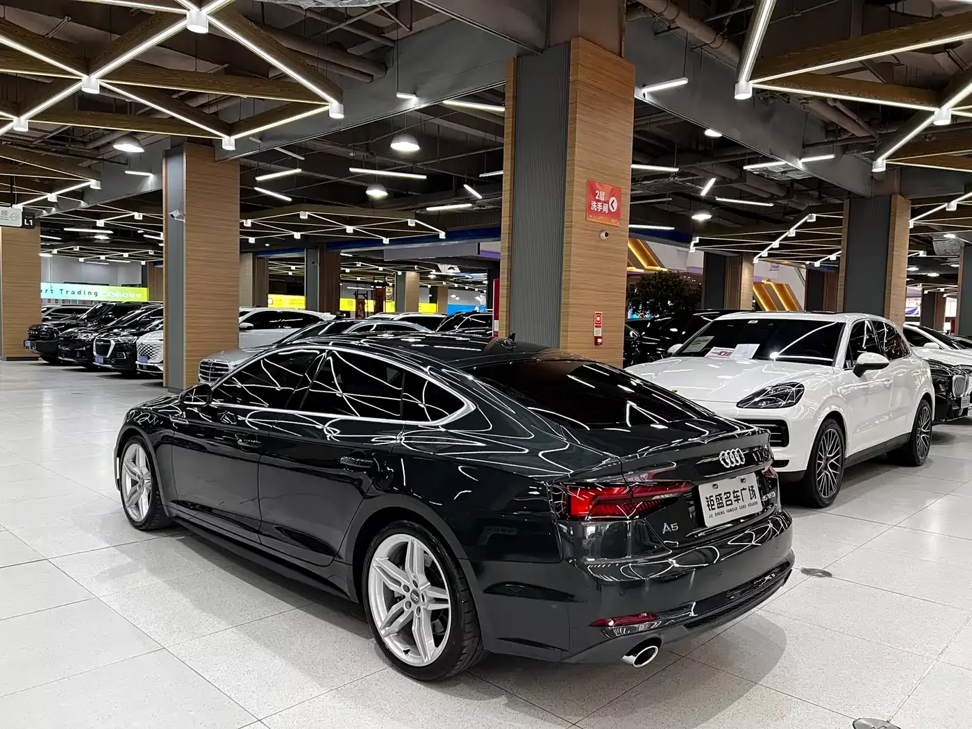 Audi A5 (Import) 2017 Sportback 45 TFSI Sport фото 3