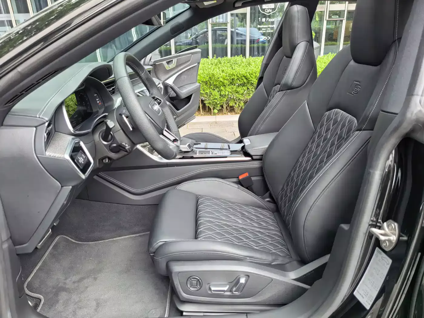 Audi A7 2024 55 TFSI quattro Exclusive фото 16