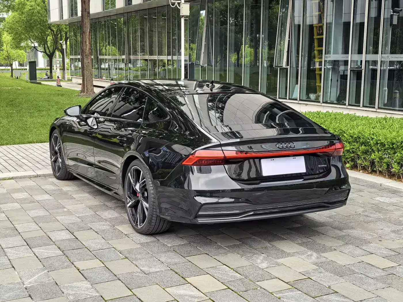 Audi A7 2024 55 TFSI quattro Exclusive фото 48