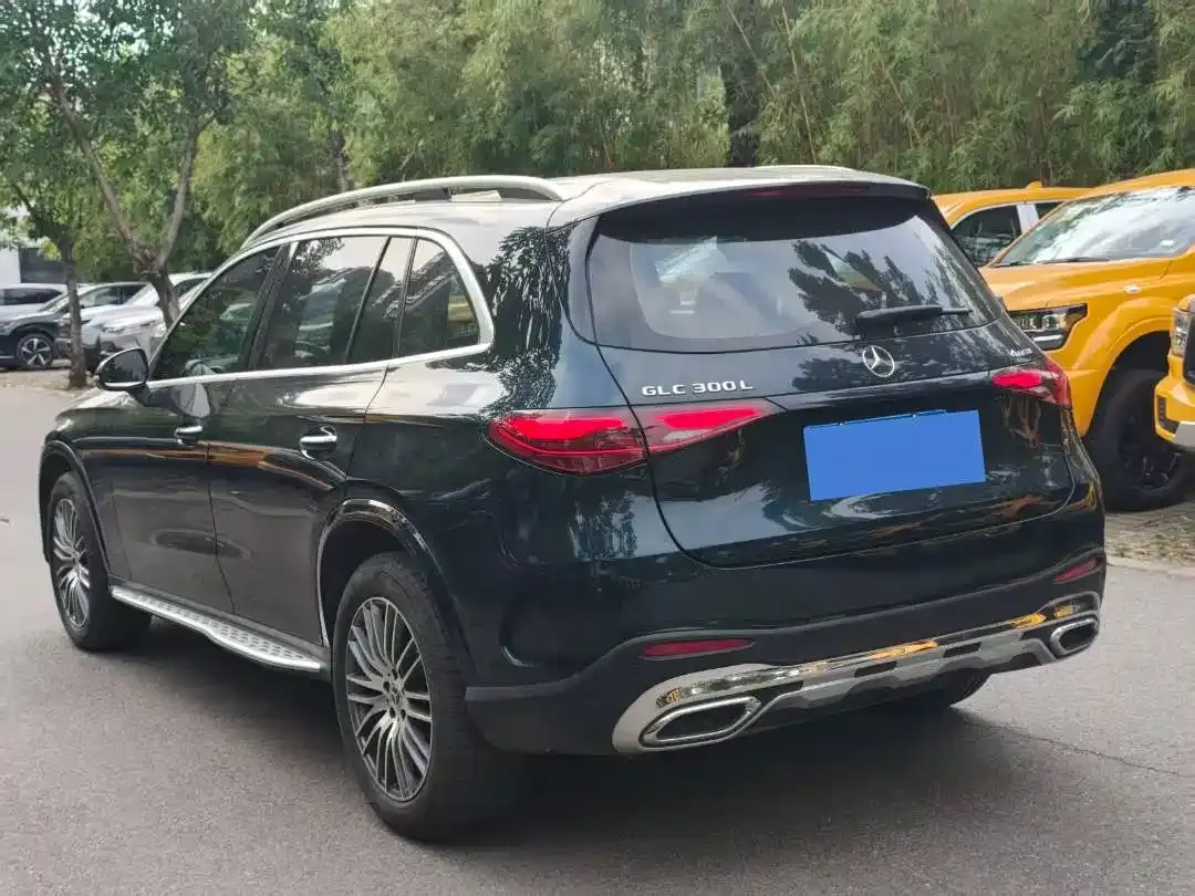 Mercedes-Benz GLC 2023 GLC 300 L 4MATIC Dynamic 7-Seater фото 6