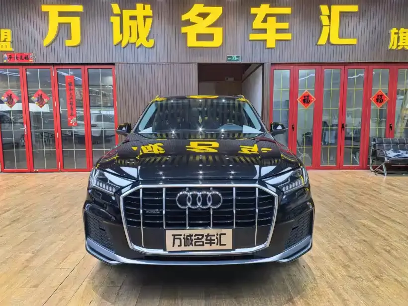 Audi Q7 2021 45 TFSI quattro S line Sport фото 2