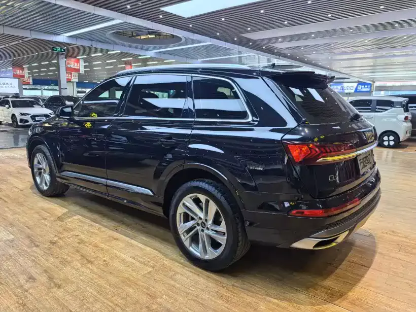 Audi Q7 2021 45 TFSI quattro S line Sport фото 23