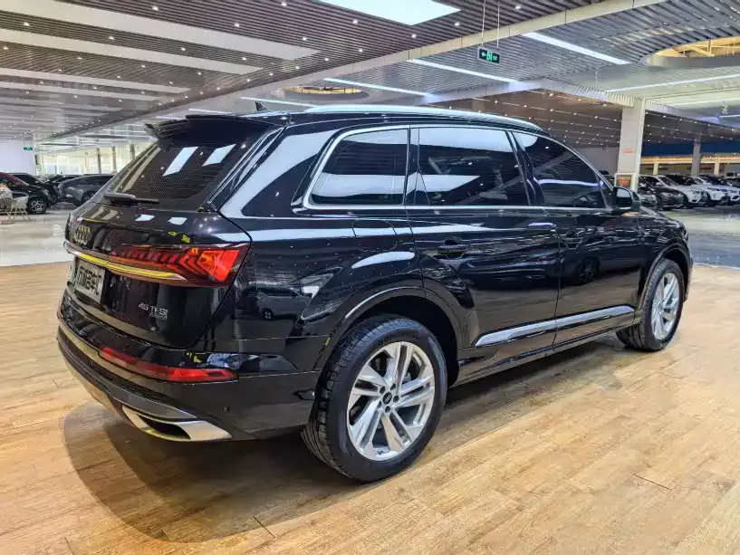 Audi Q7 2021 45 TFSI quattro S line Sport фото 24