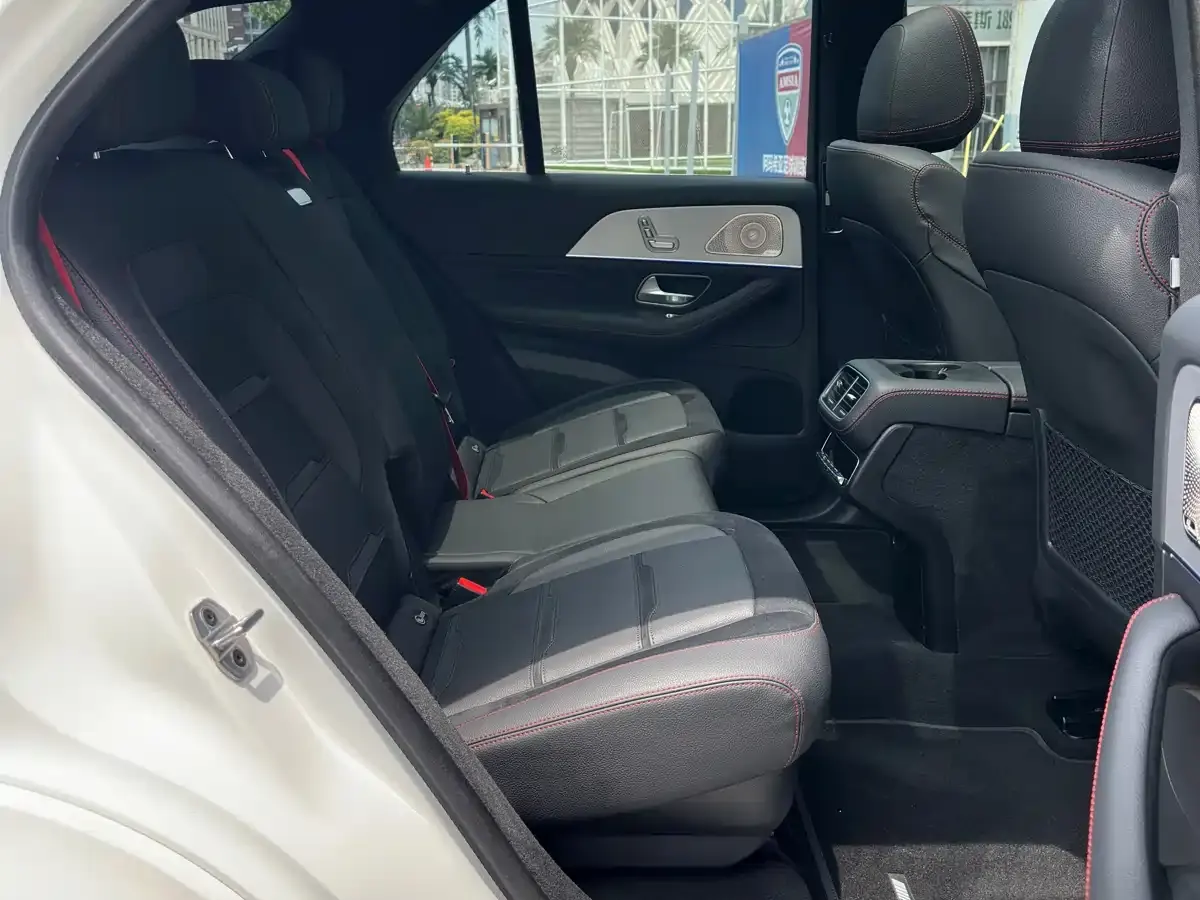 Mercedes-Benz GLE AMG 2025 AMG GLE 53 4MATIC+ фото 15