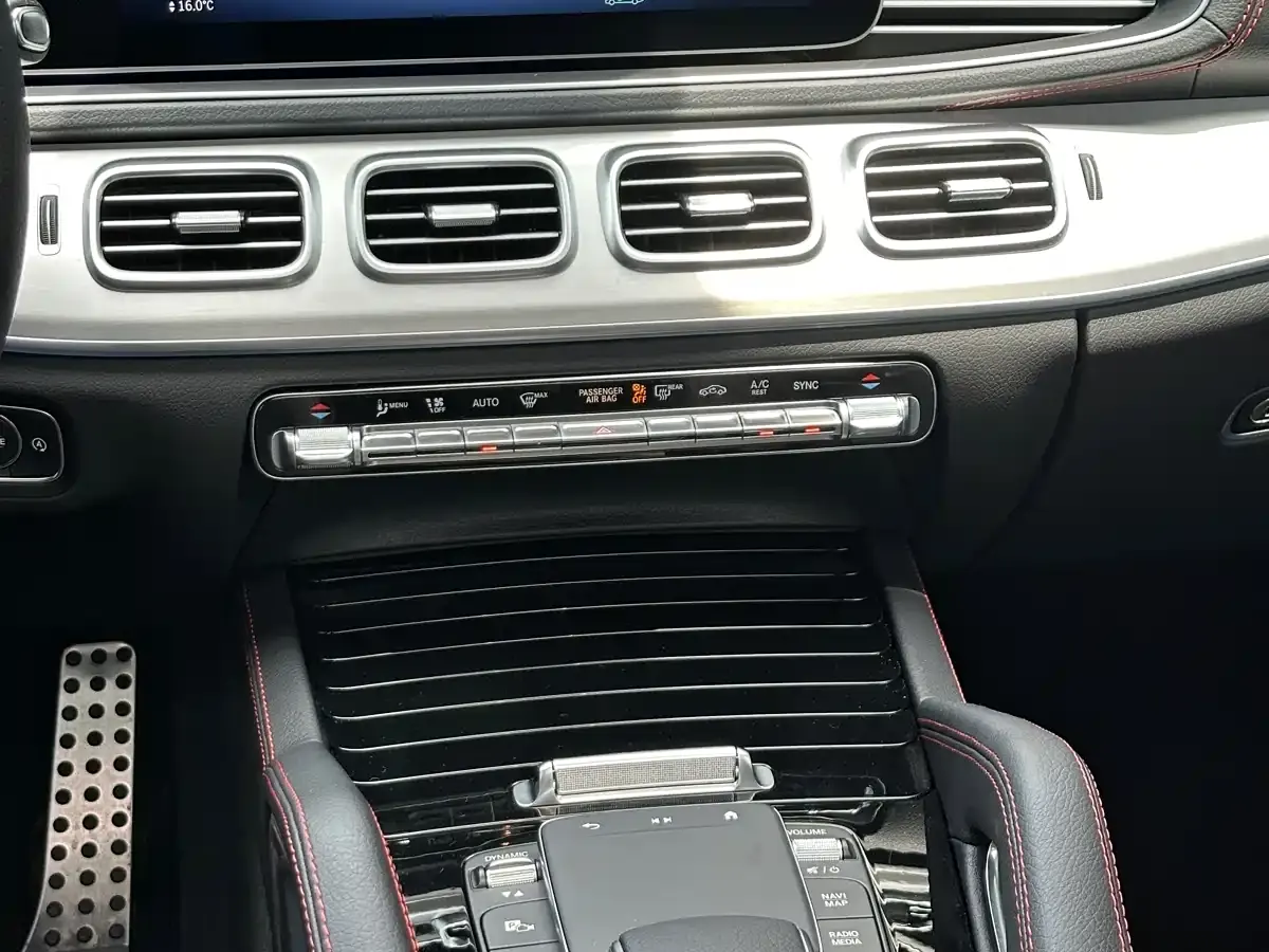 Mercedes-Benz GLE AMG 2025 AMG GLE 53 4MATIC+ фото 19